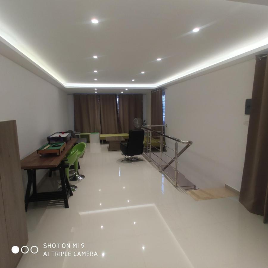 Heraklion Airport Family Lux Apartment Extérieur photo